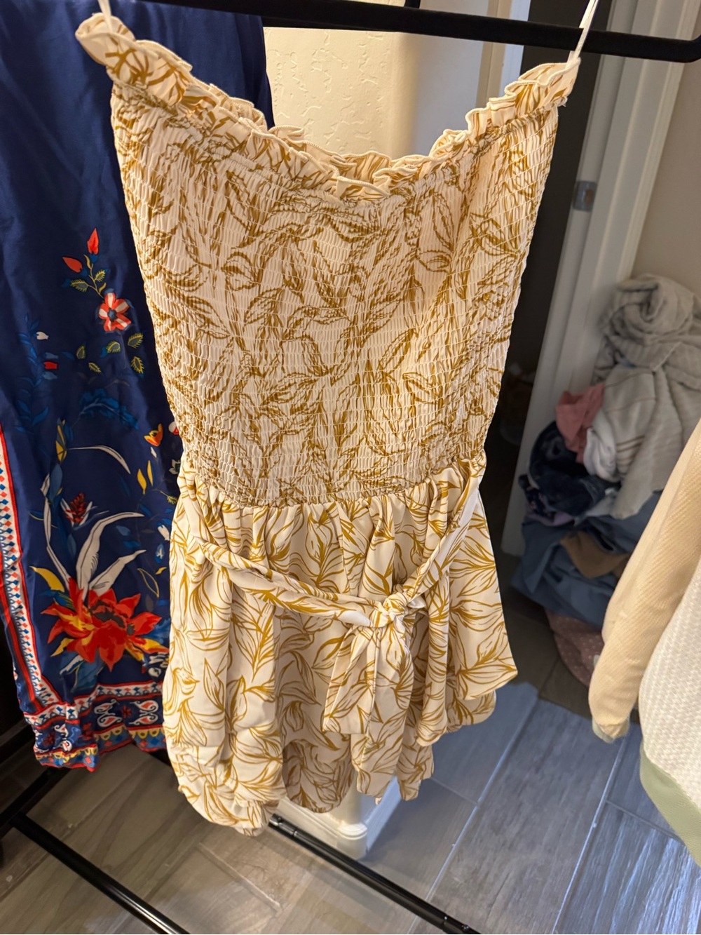 Hyfve women’s gold strapless romper large